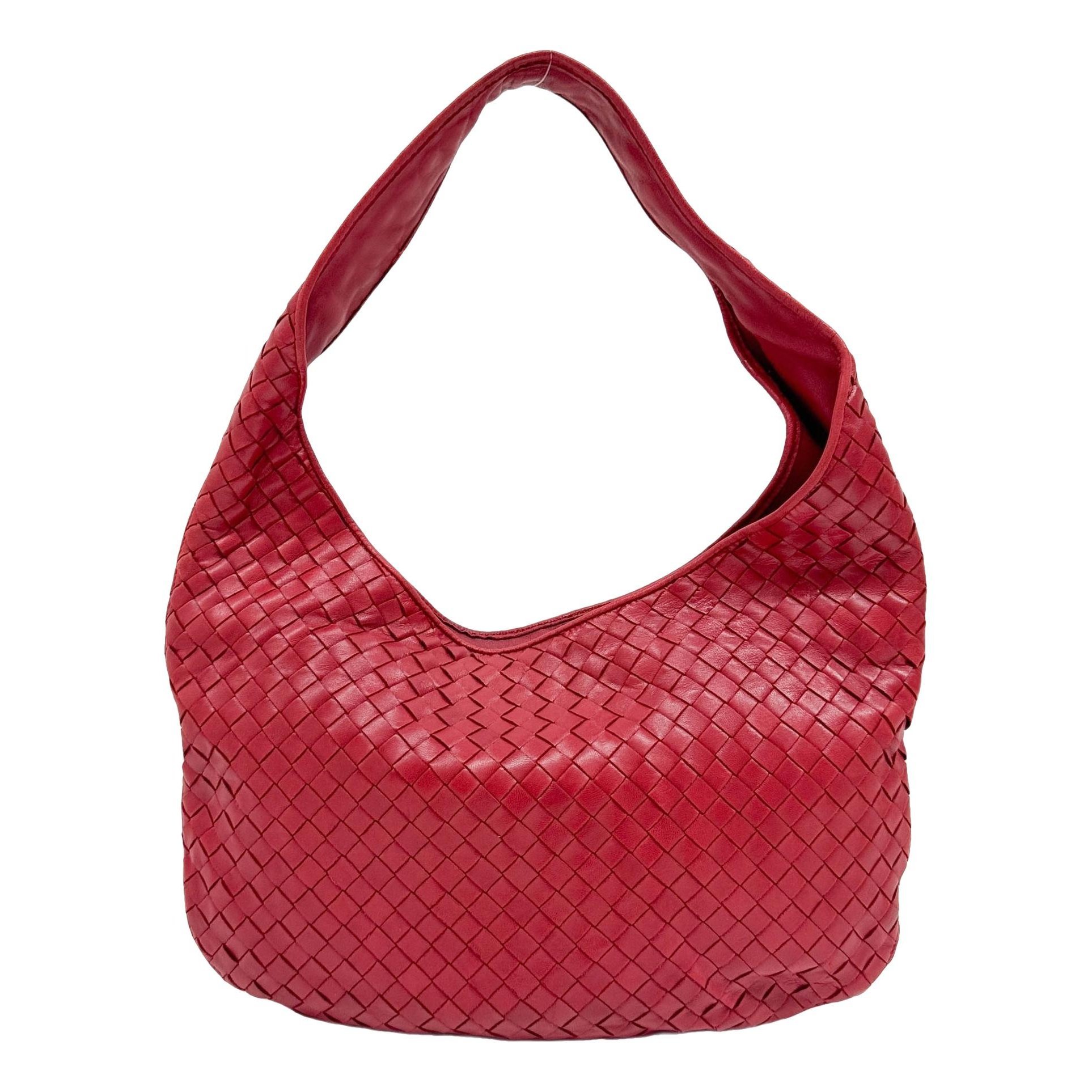 Veneta leather handbag