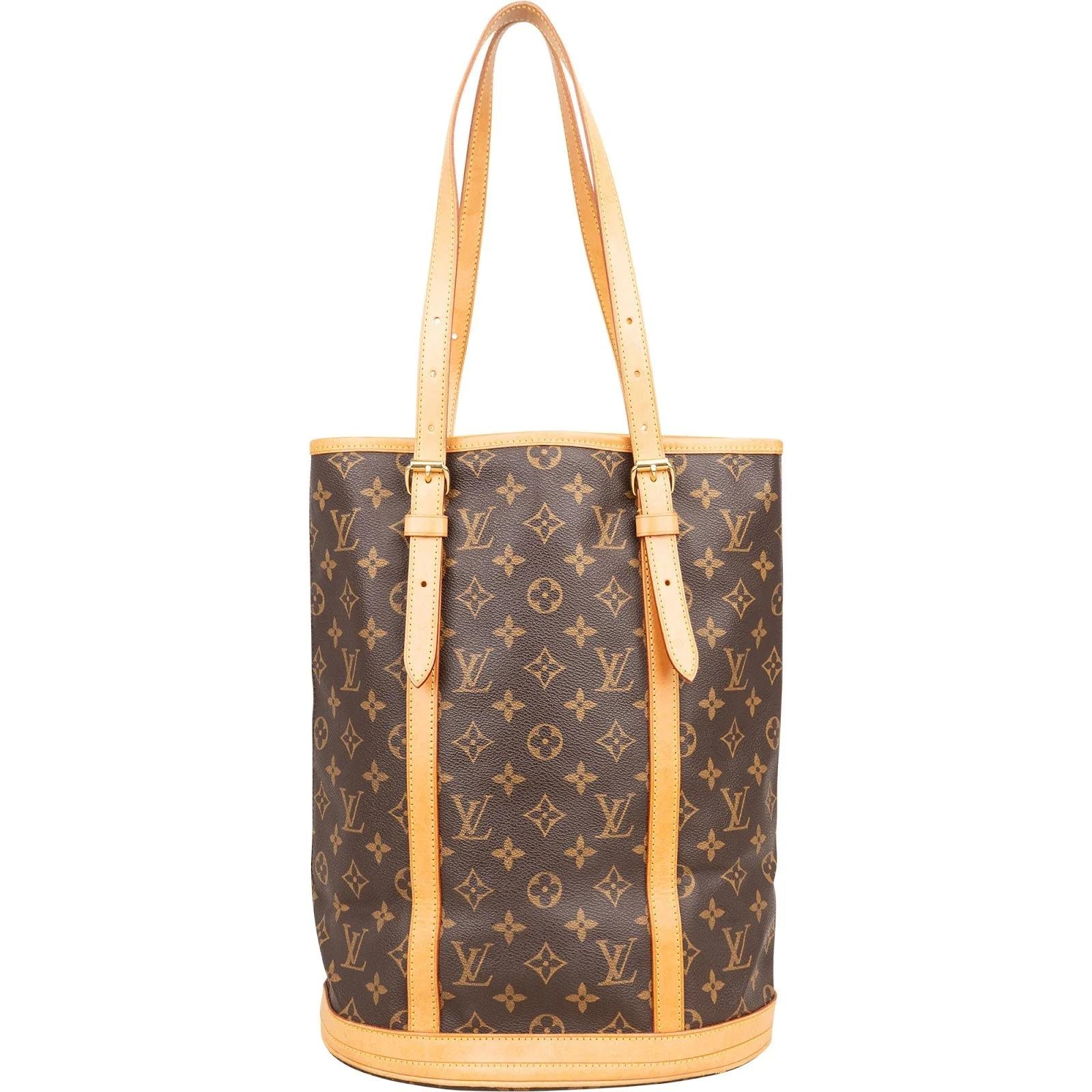 Bucket leather handbag