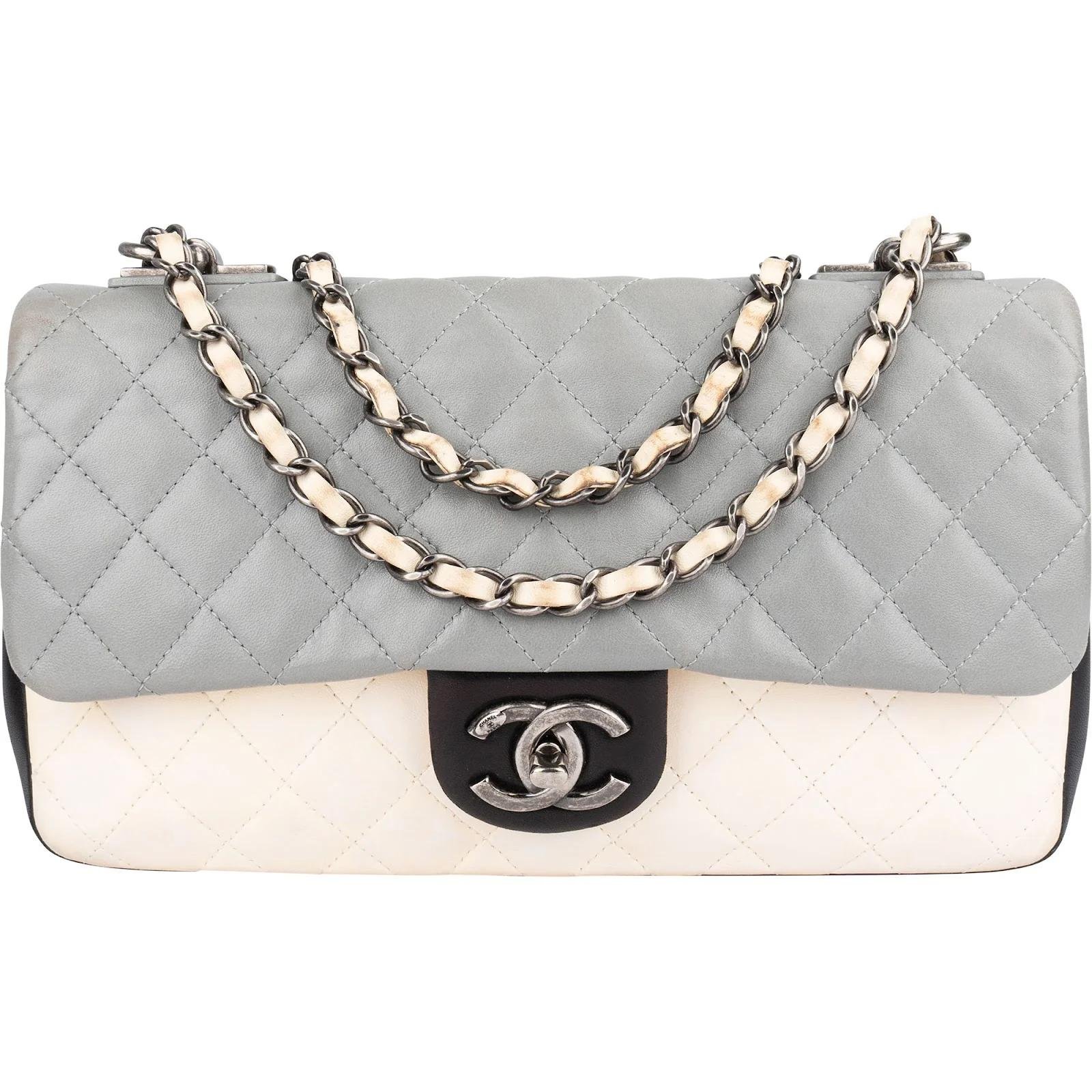 Timeless/Classique leather crossbody bag