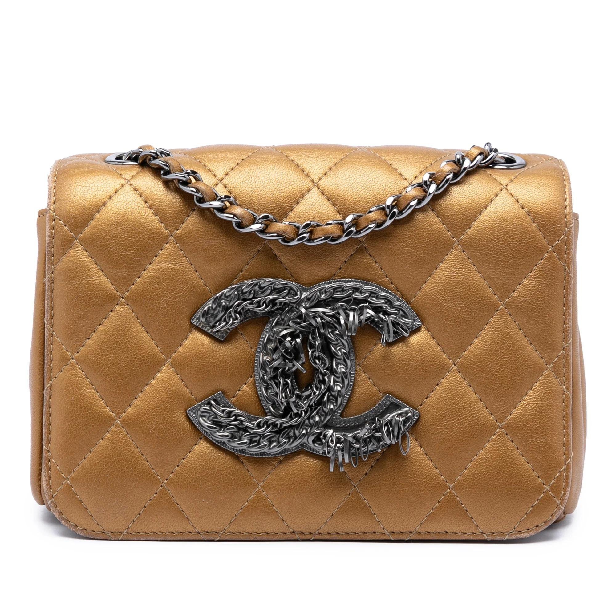 Timeless/Classique leather crossbody bag