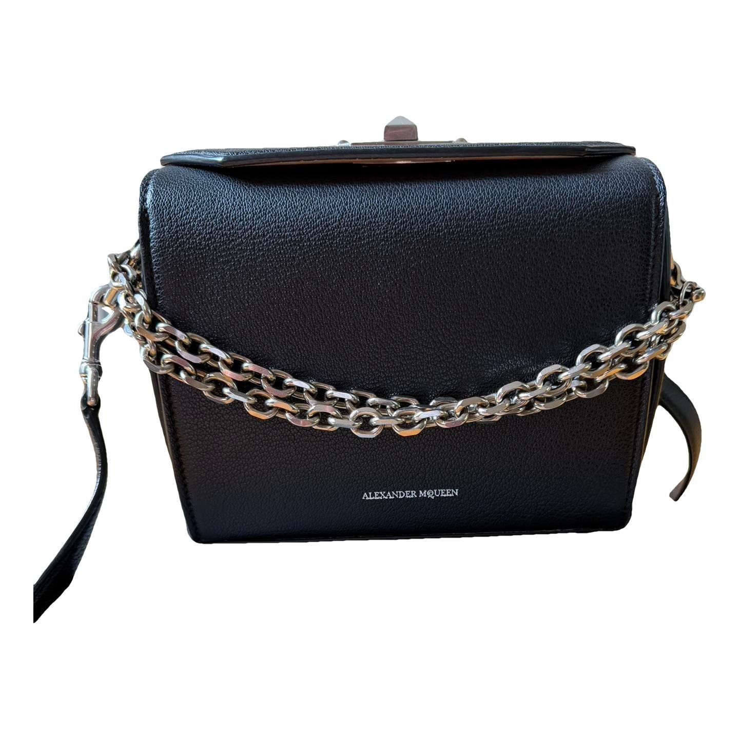 Box 19 leather handbag