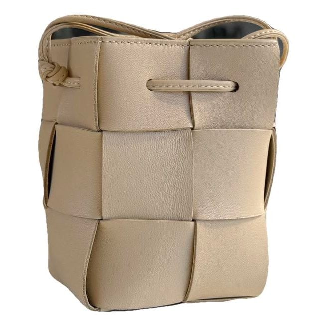 Bottega Veneta Cassette Bucket leather handbag