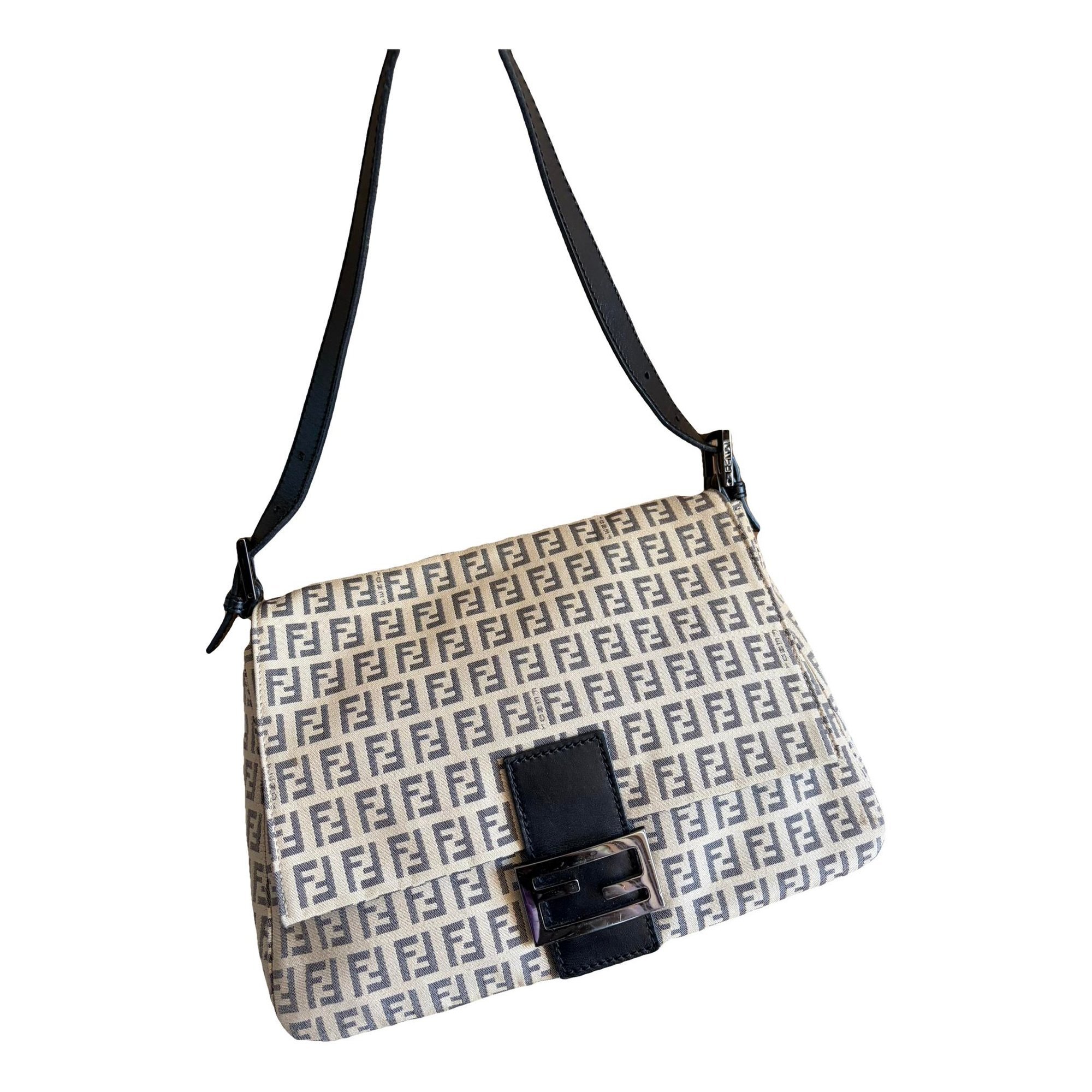 Mamma Baguette cloth handbag