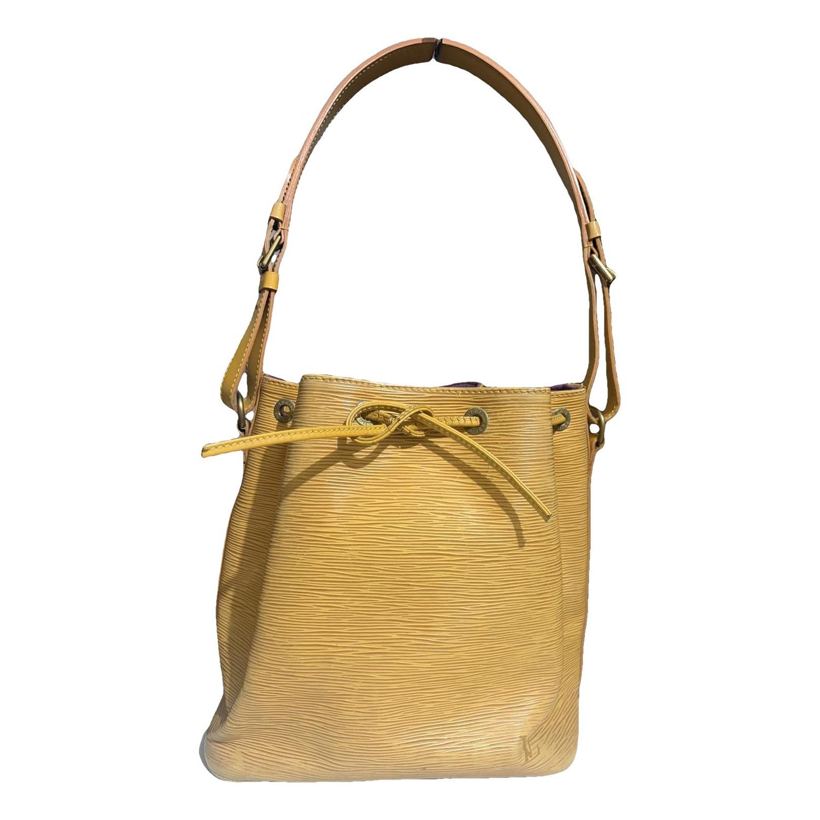 Noé leather handbag