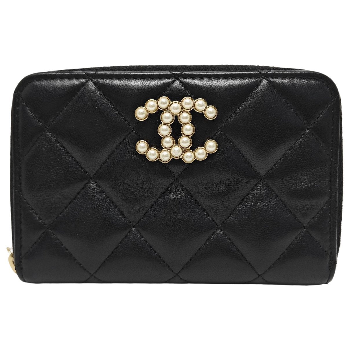 Chanel 19 mini bag