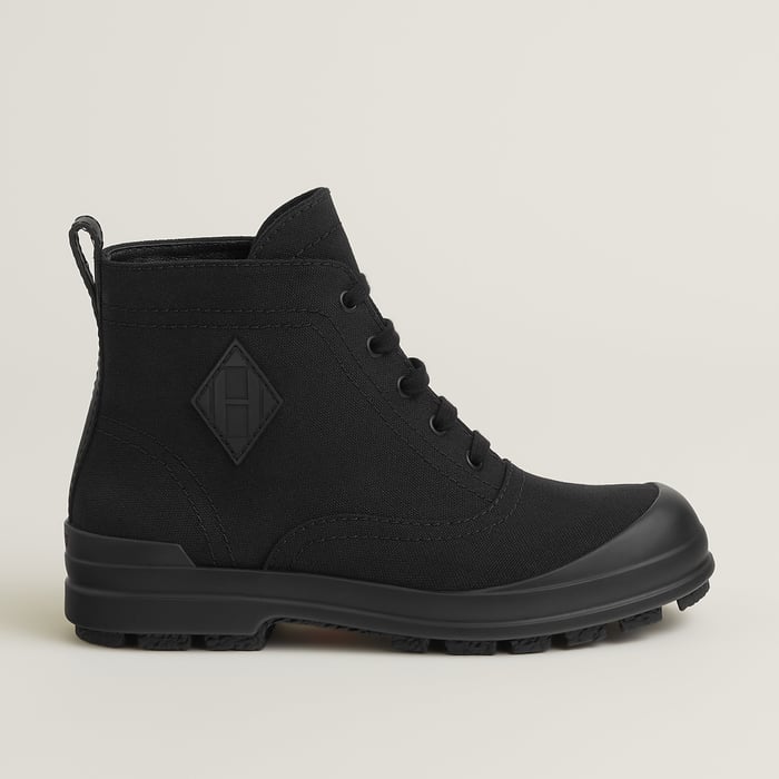Noir Kooler Ankle Boot