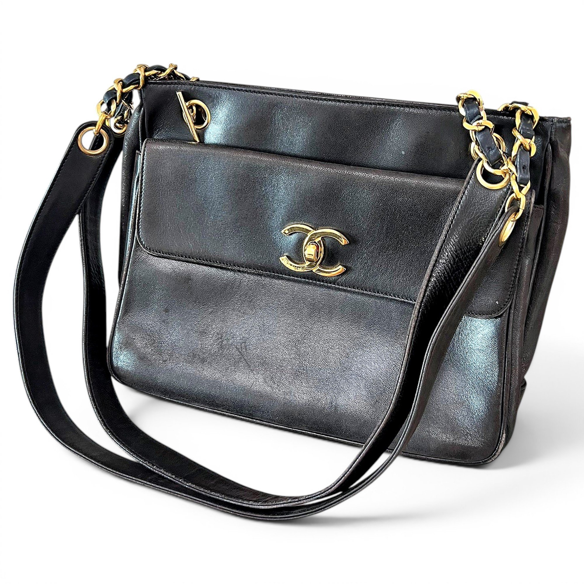 Vintage CC Chain leather tote