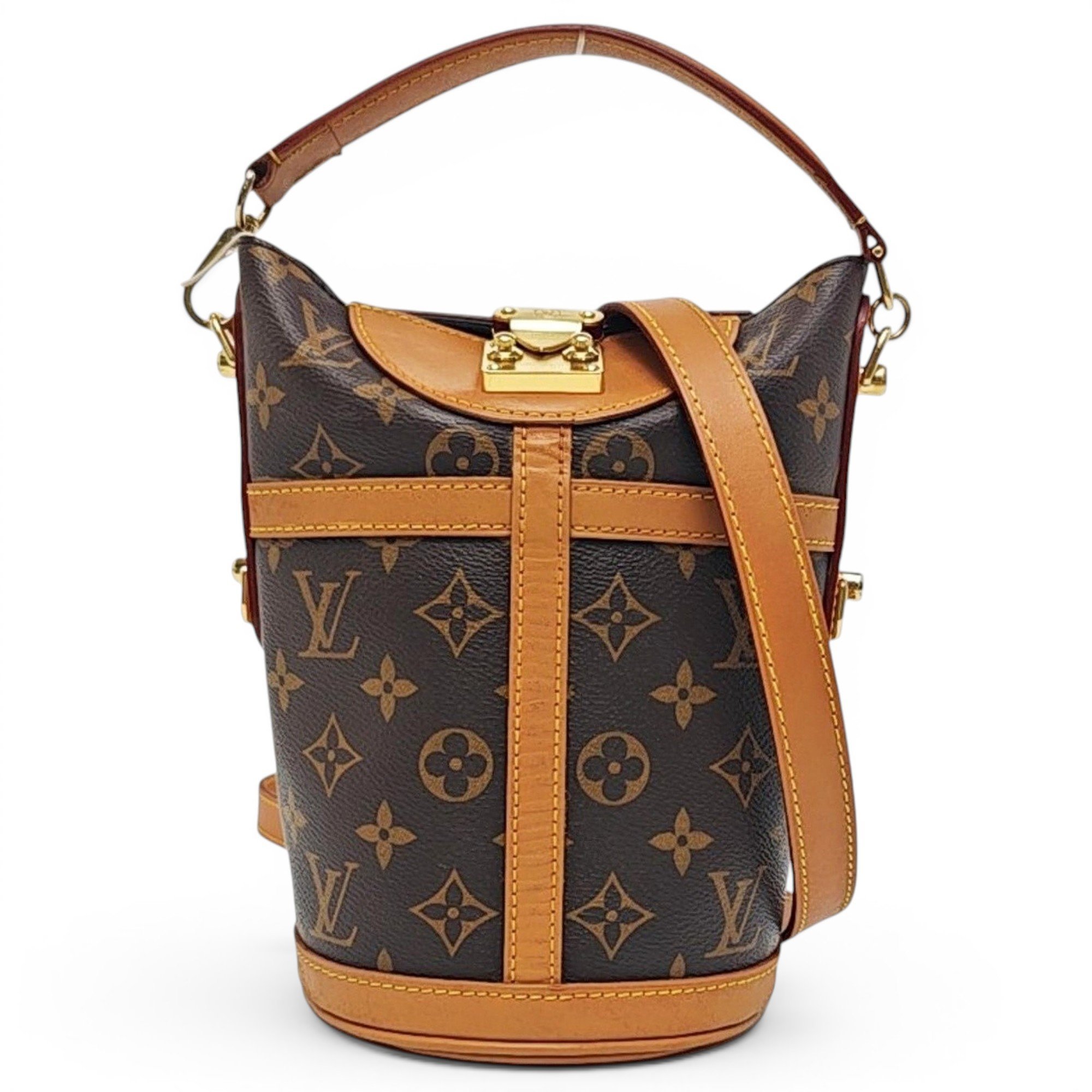Duffle leather handbag