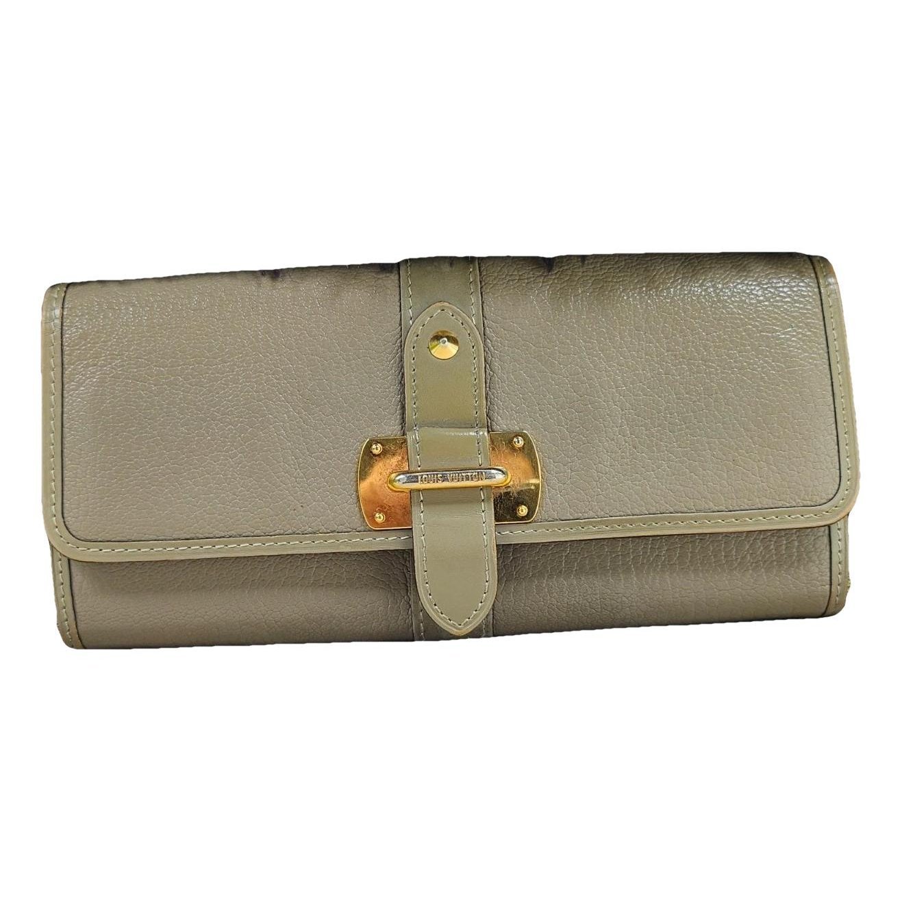 Leather clutch bag