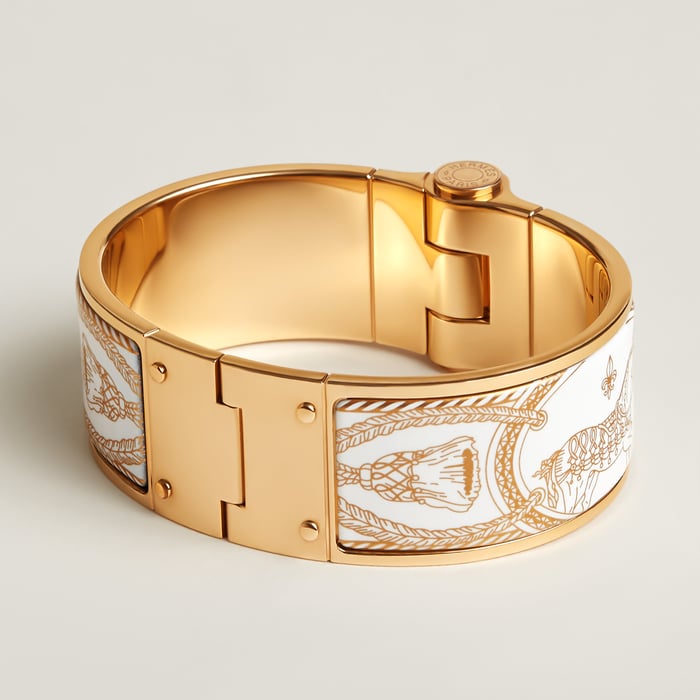 Orfèvre Jaune or Blanc Grand Apparat Hinged Bracelet