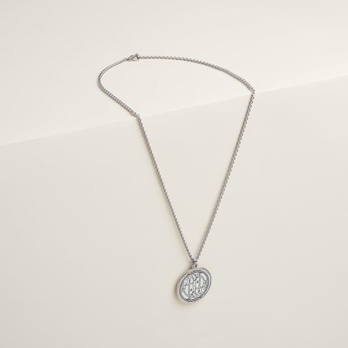 Orfèvre Blanc Platine Blanc Medaille Quadrige Necklace, Large Model