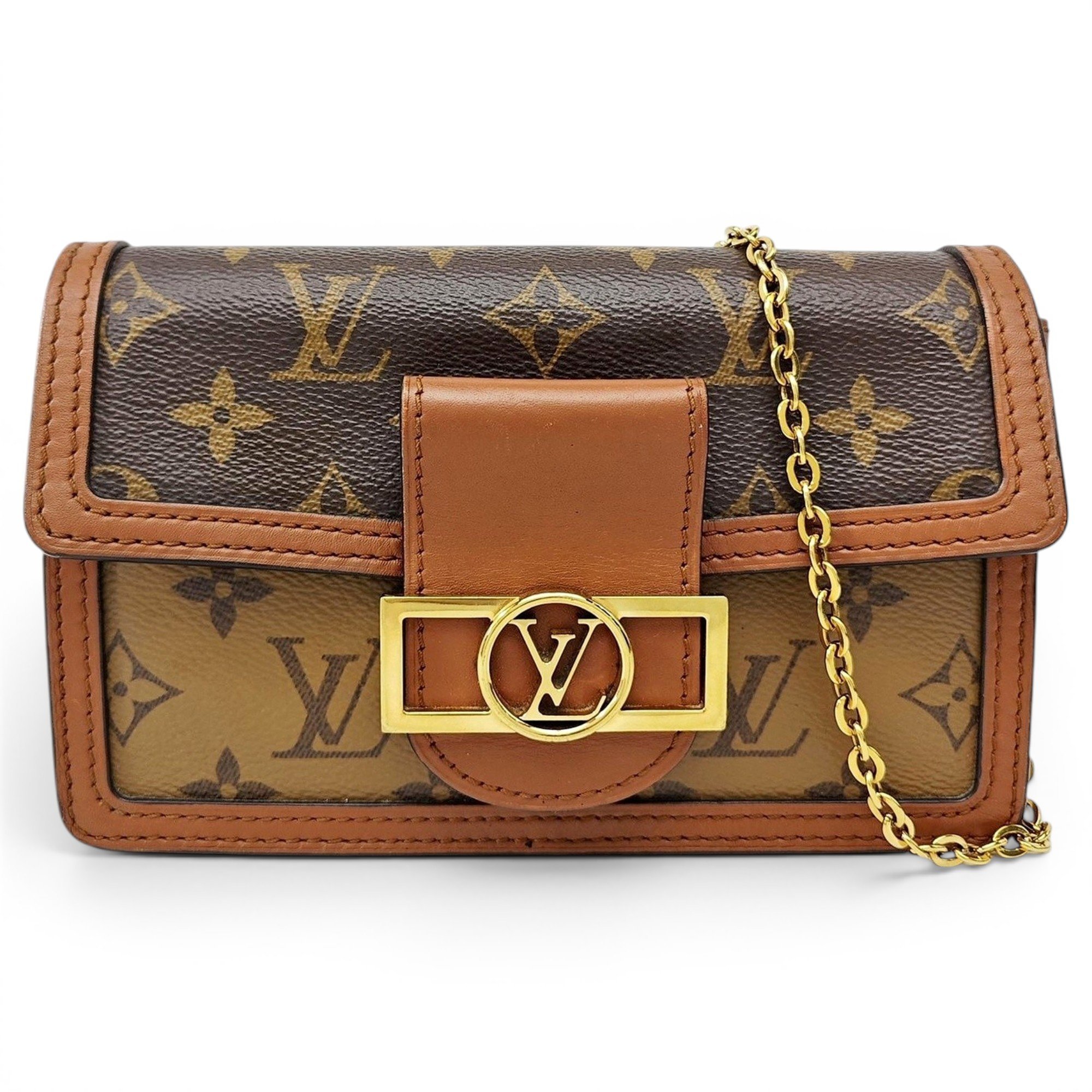 Dauphine leather handbag