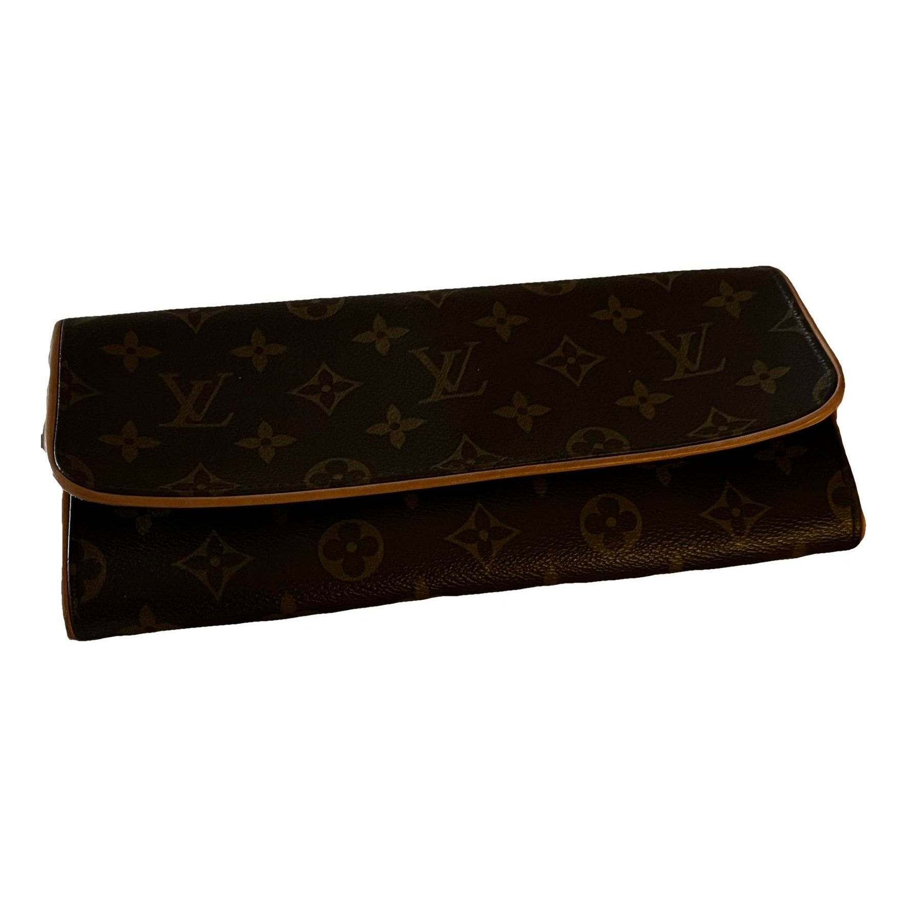Florentine cloth clutch bag