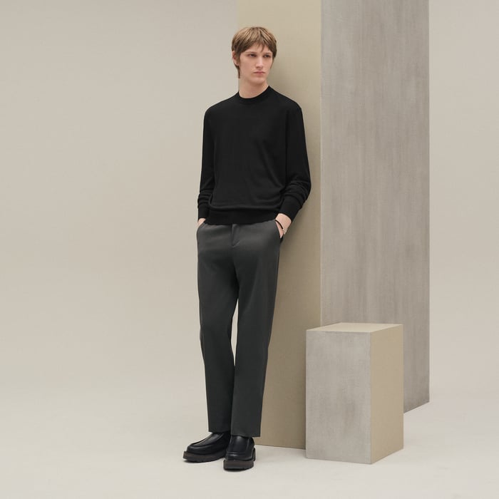 Noir "Detail H" Crewneck Sweater