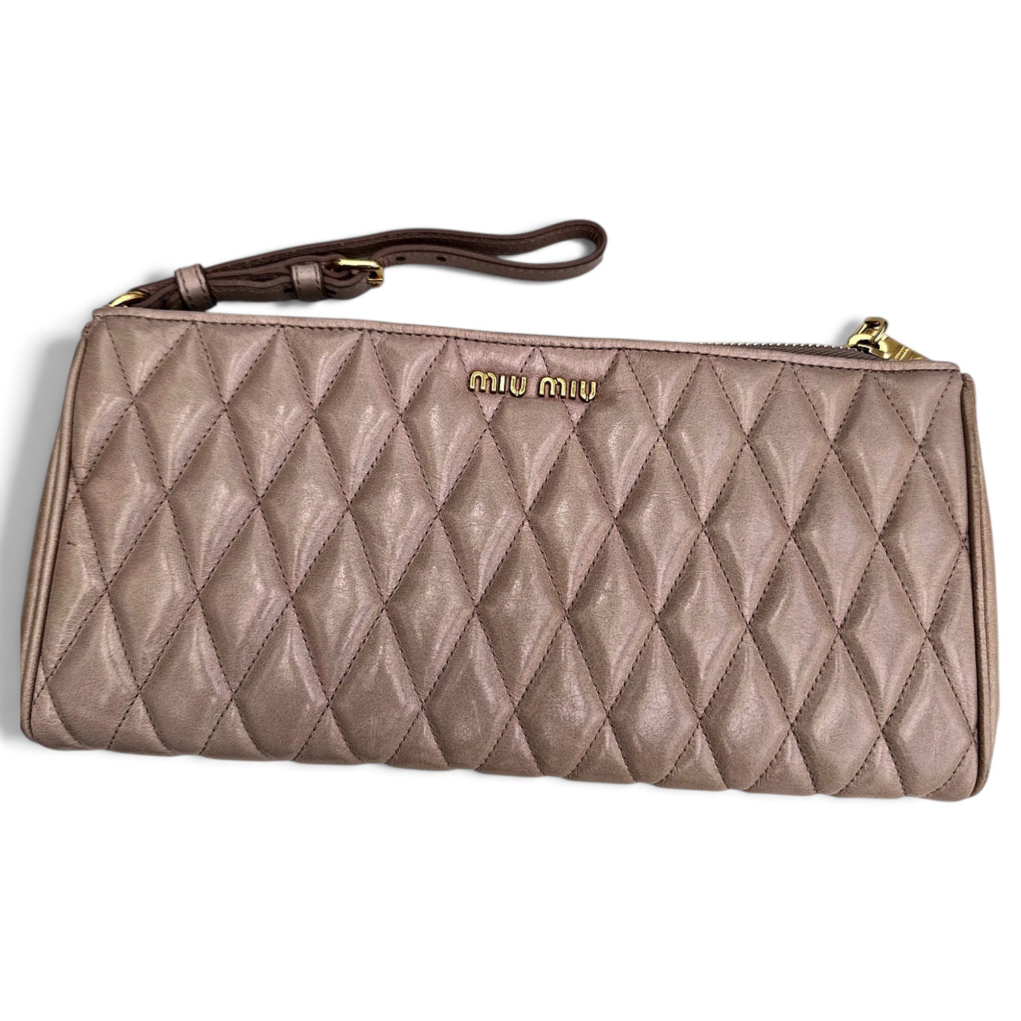 Matelassé leather handbag