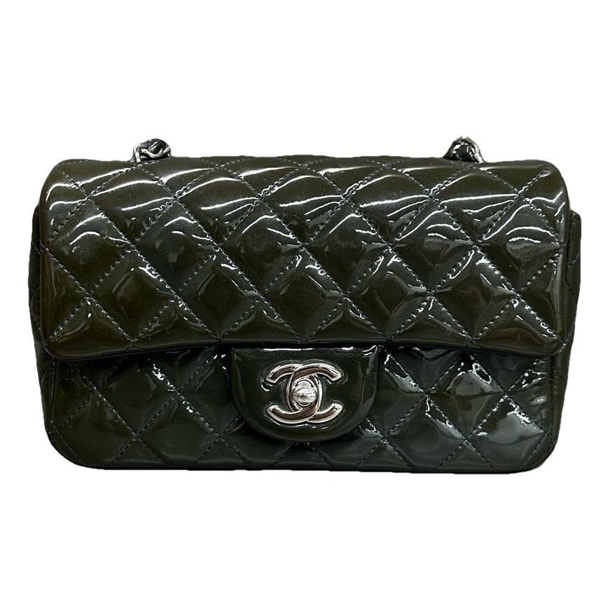 Timeless/Classique patent leather crossbody bag