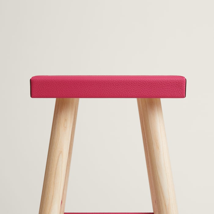 Random Stool MM