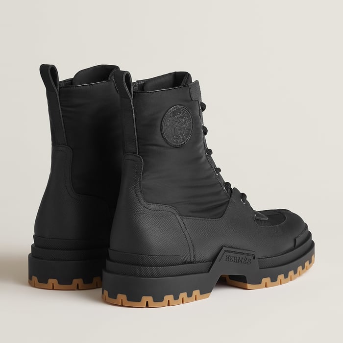 Noir Grip Ankle Boot