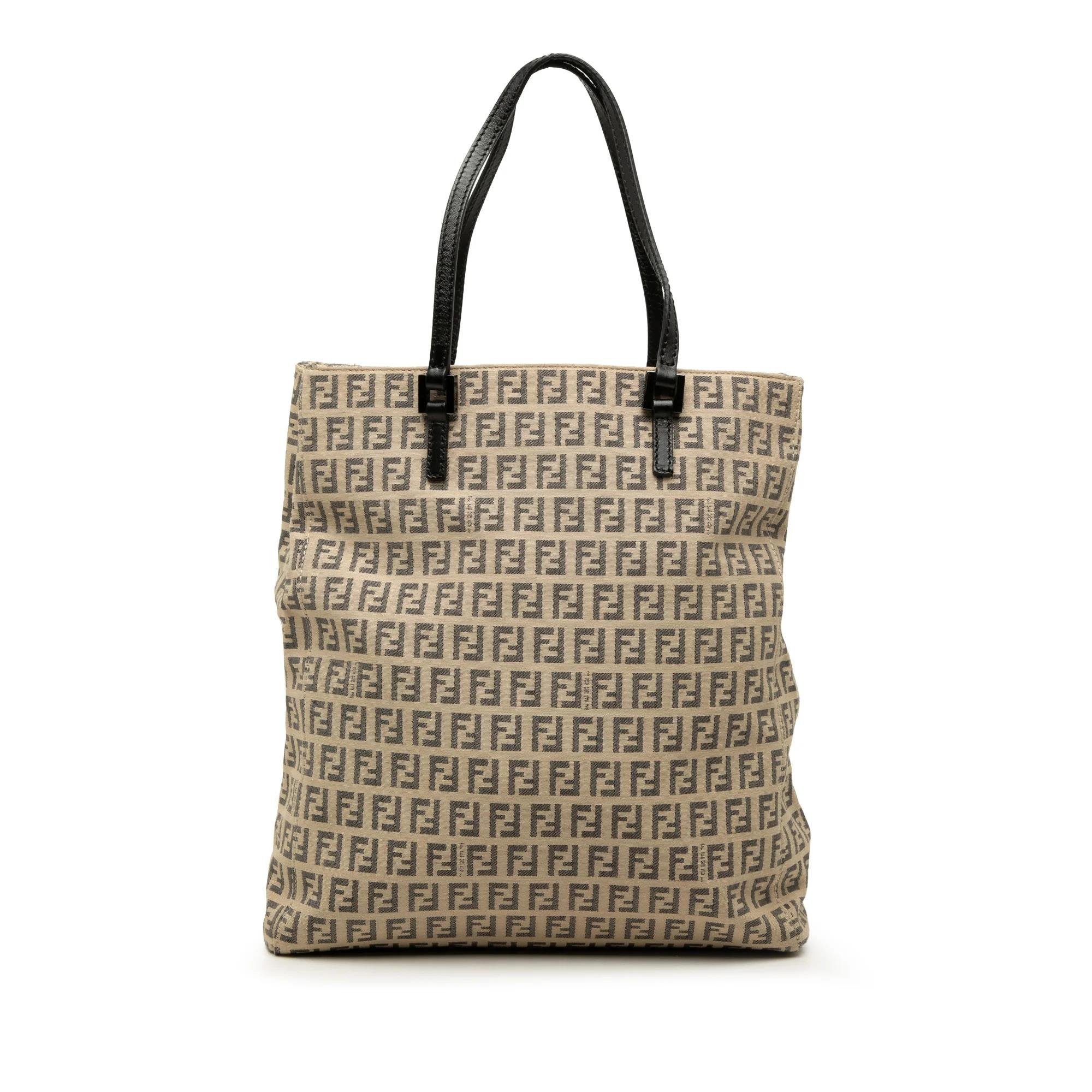Pocket leather tote