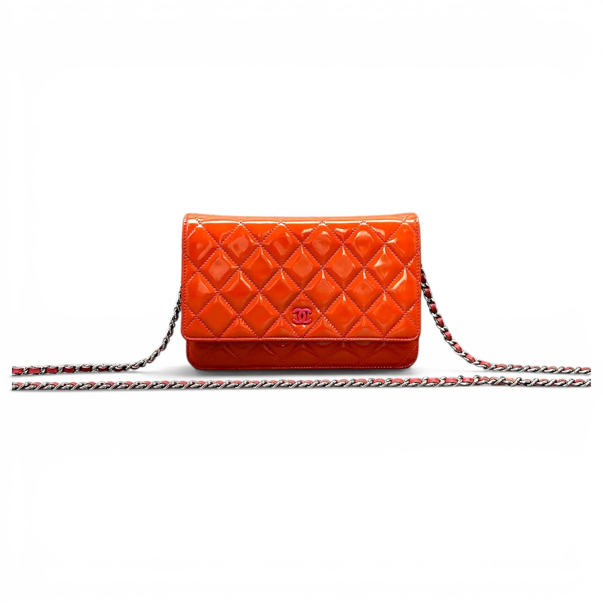 Trendy CC Wallet on Chain patent leather crossbody bag