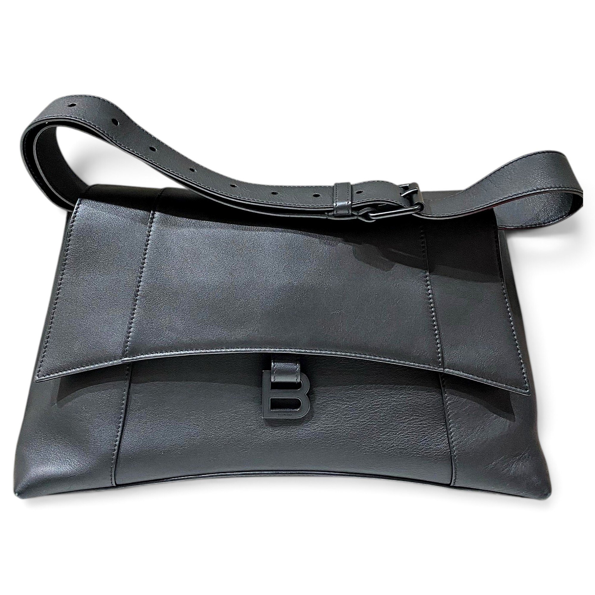 Downtown leather crossbody bag