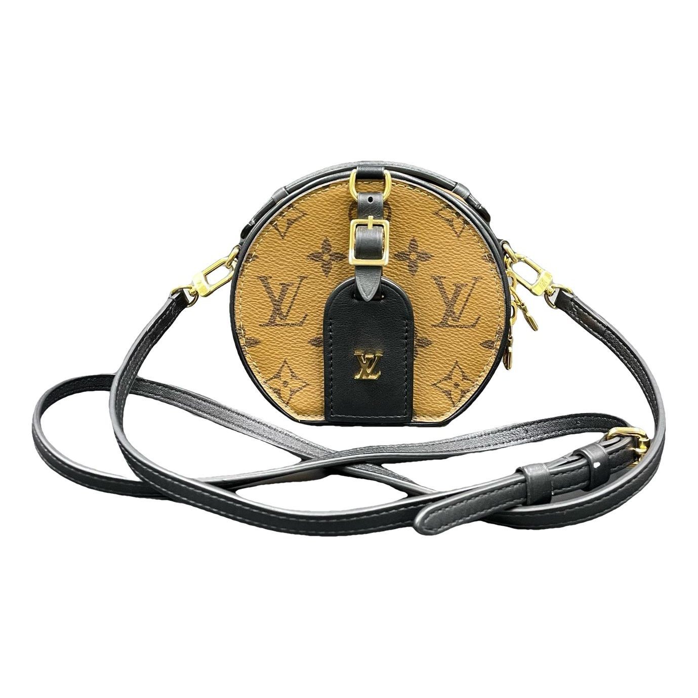 Petite Boîte Chapeau leather handbag