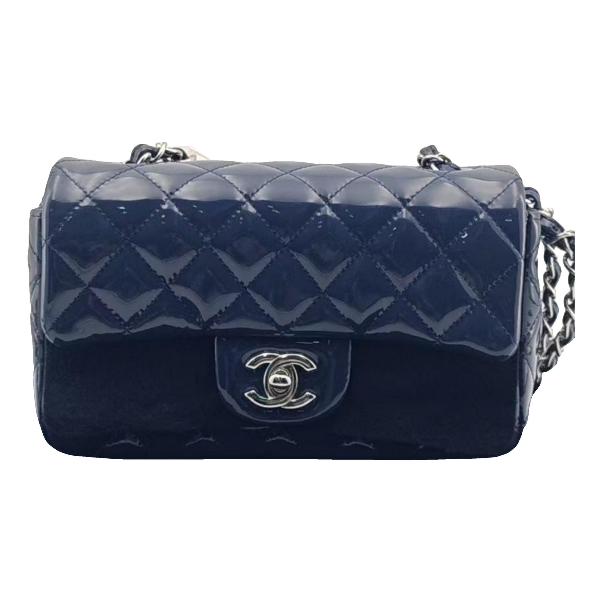 Timeless/Classique patent leather crossbody bag