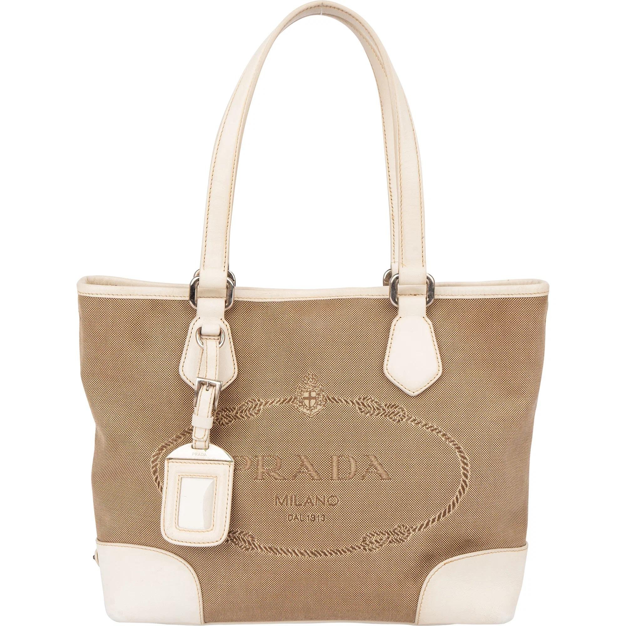 Triangle handbag