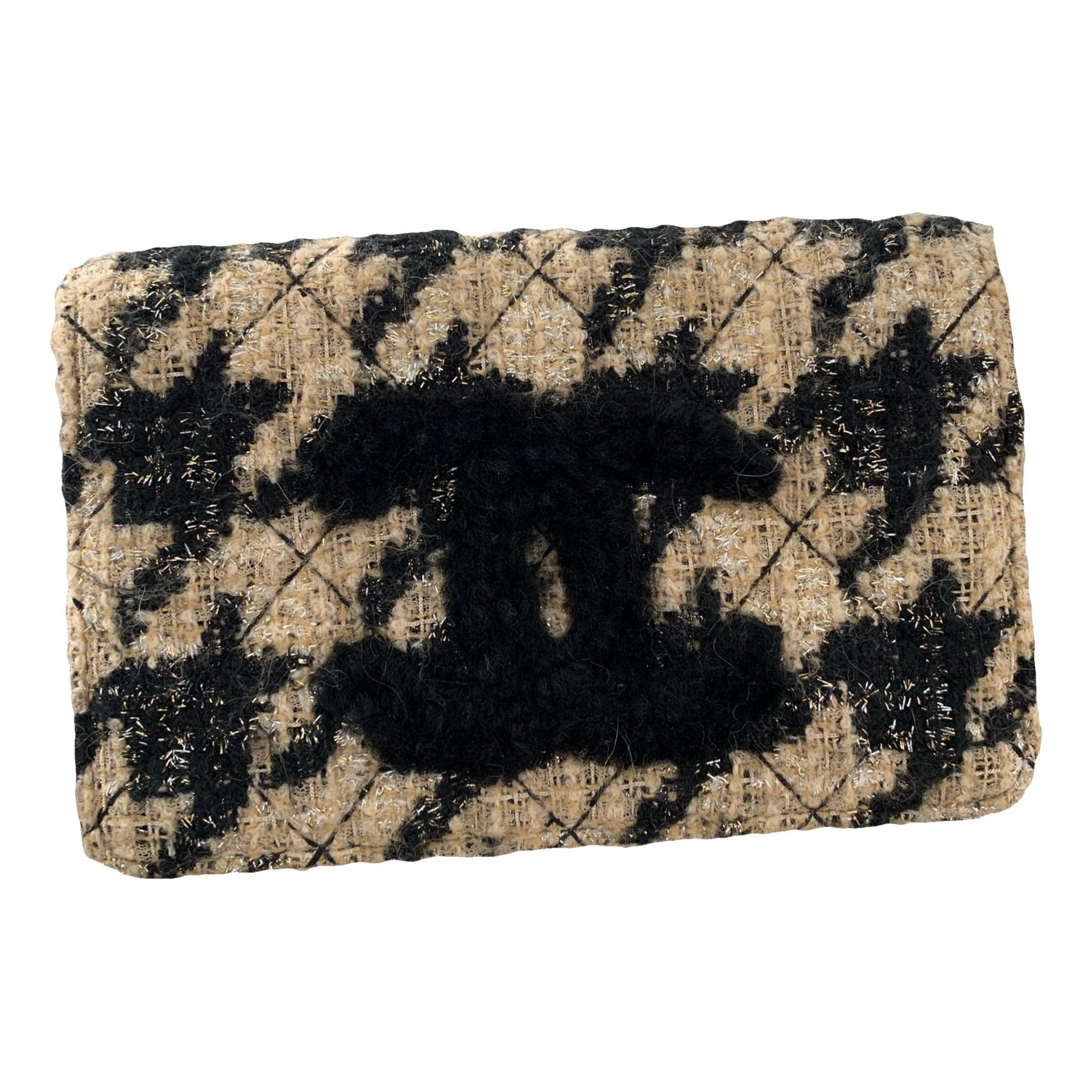Wallet On Chain Timeless/Classique tweed crossbody bag