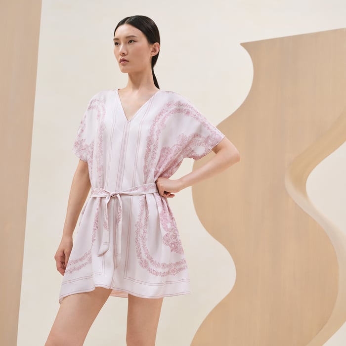 Rose Pâle "Bride De Gala En Fleurs" Belted Tunic