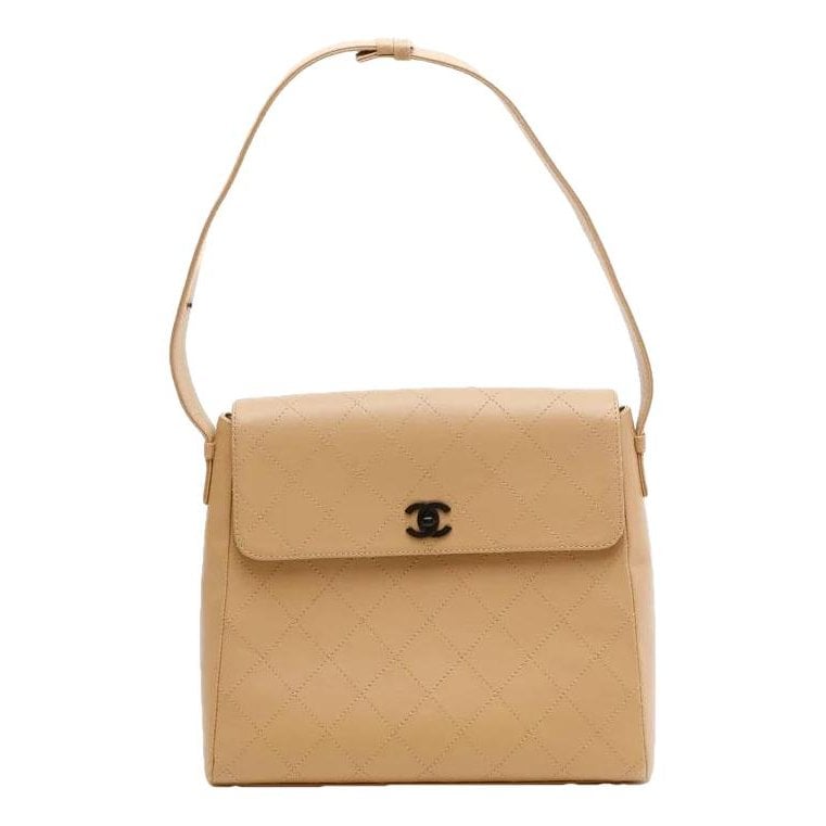 Trendy CC Quilted leather handbag