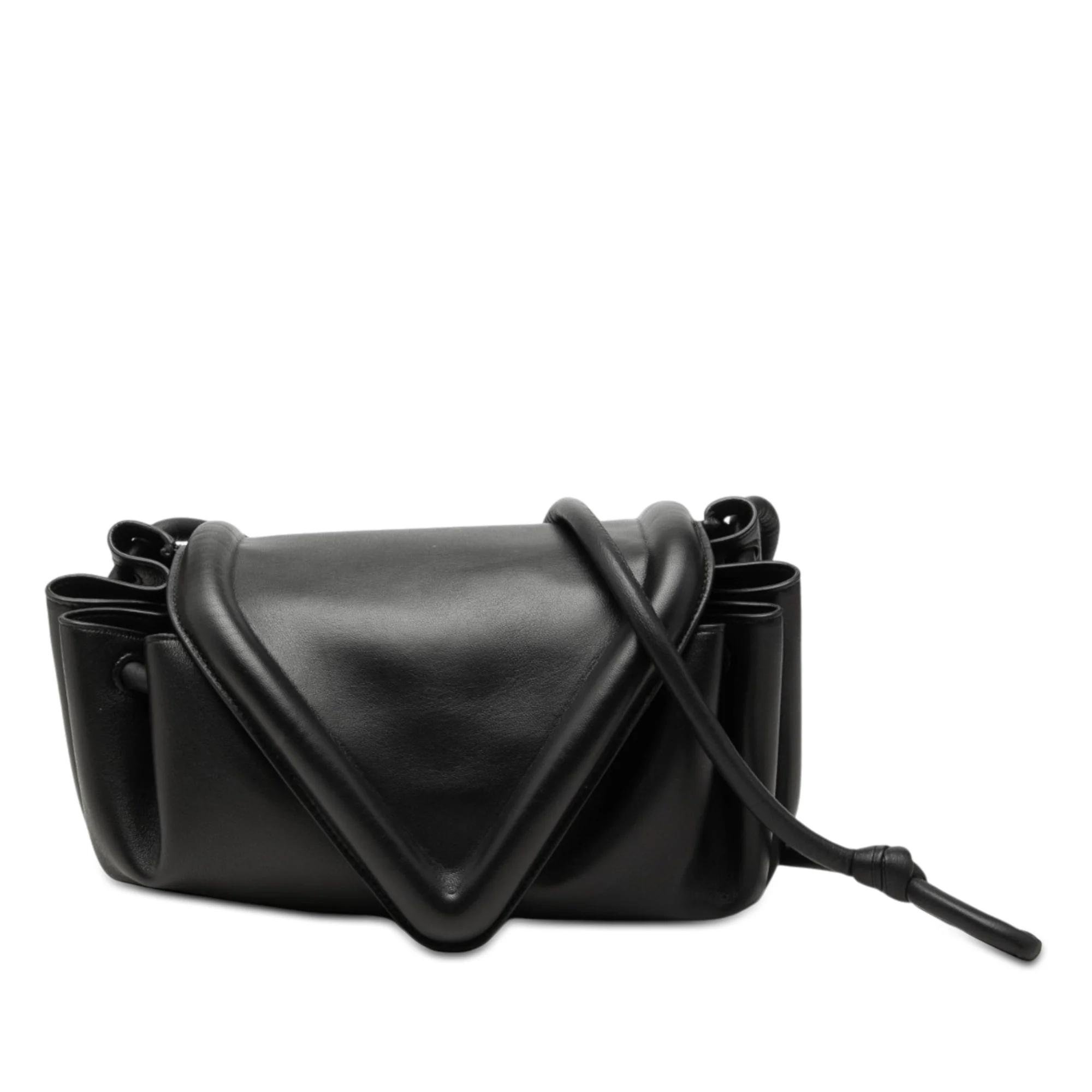 Beak leather crossbody bag