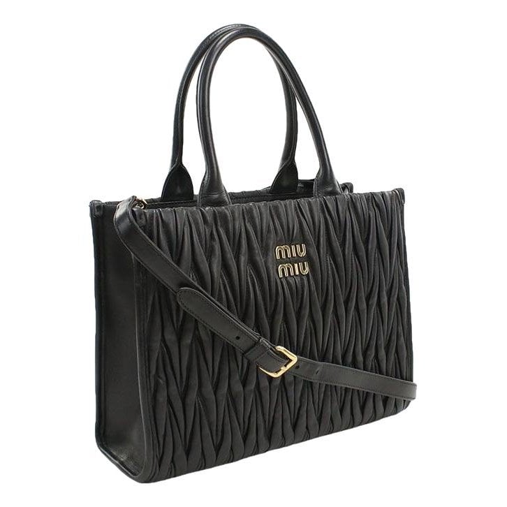 Matelassé leather tote