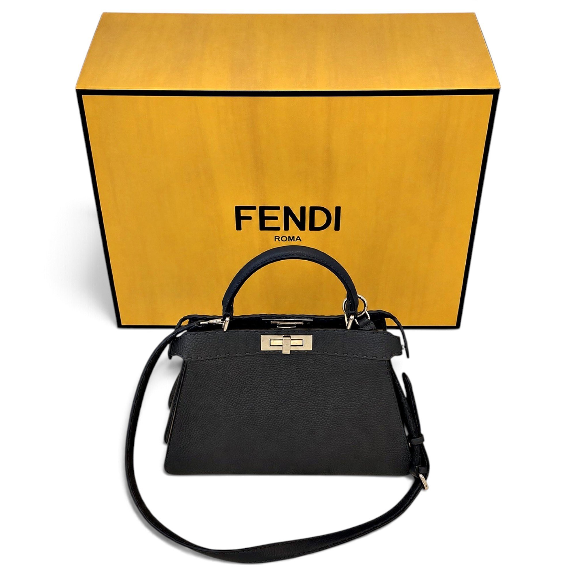 Peekaboo IseeU leather handbag