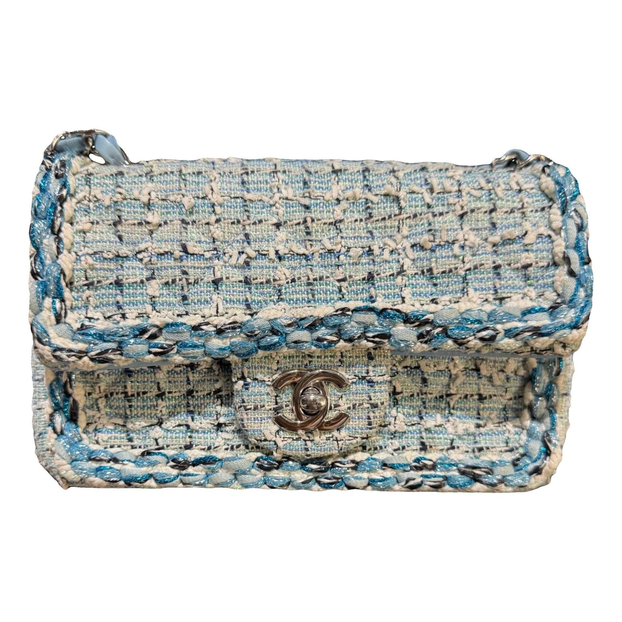 Timeless/Classique tweed crossbody bag