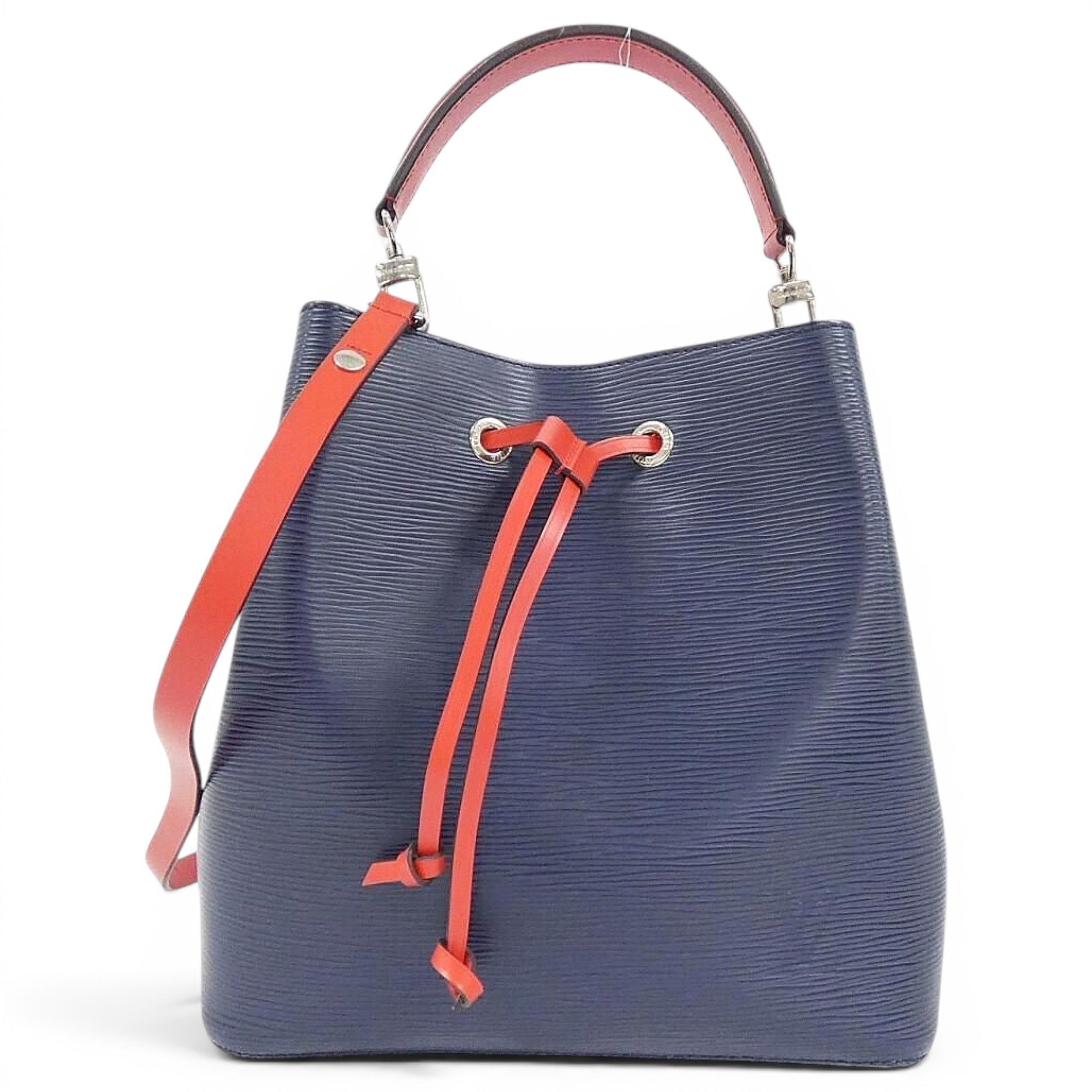 Noé leather bag