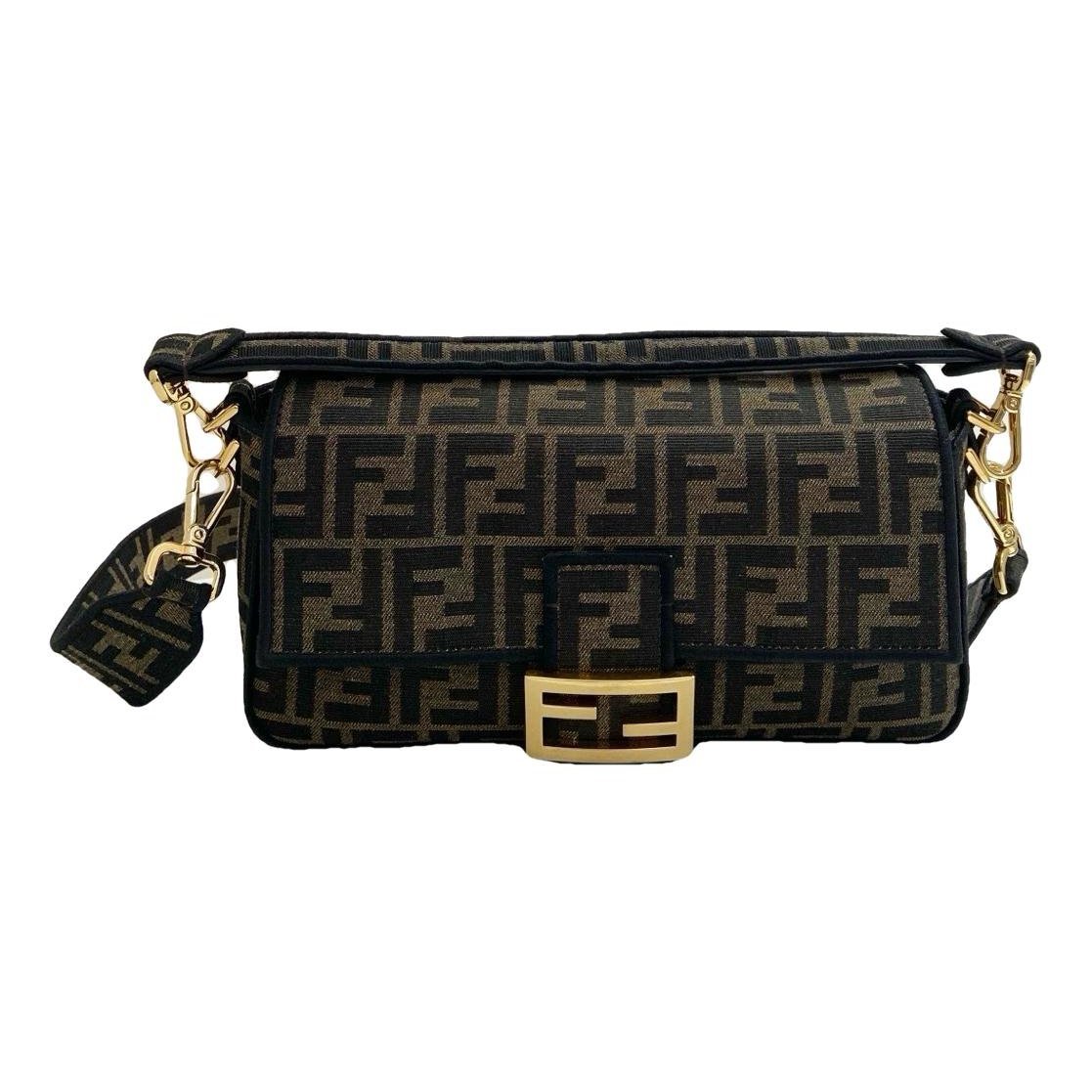 Baguette cloth handbag