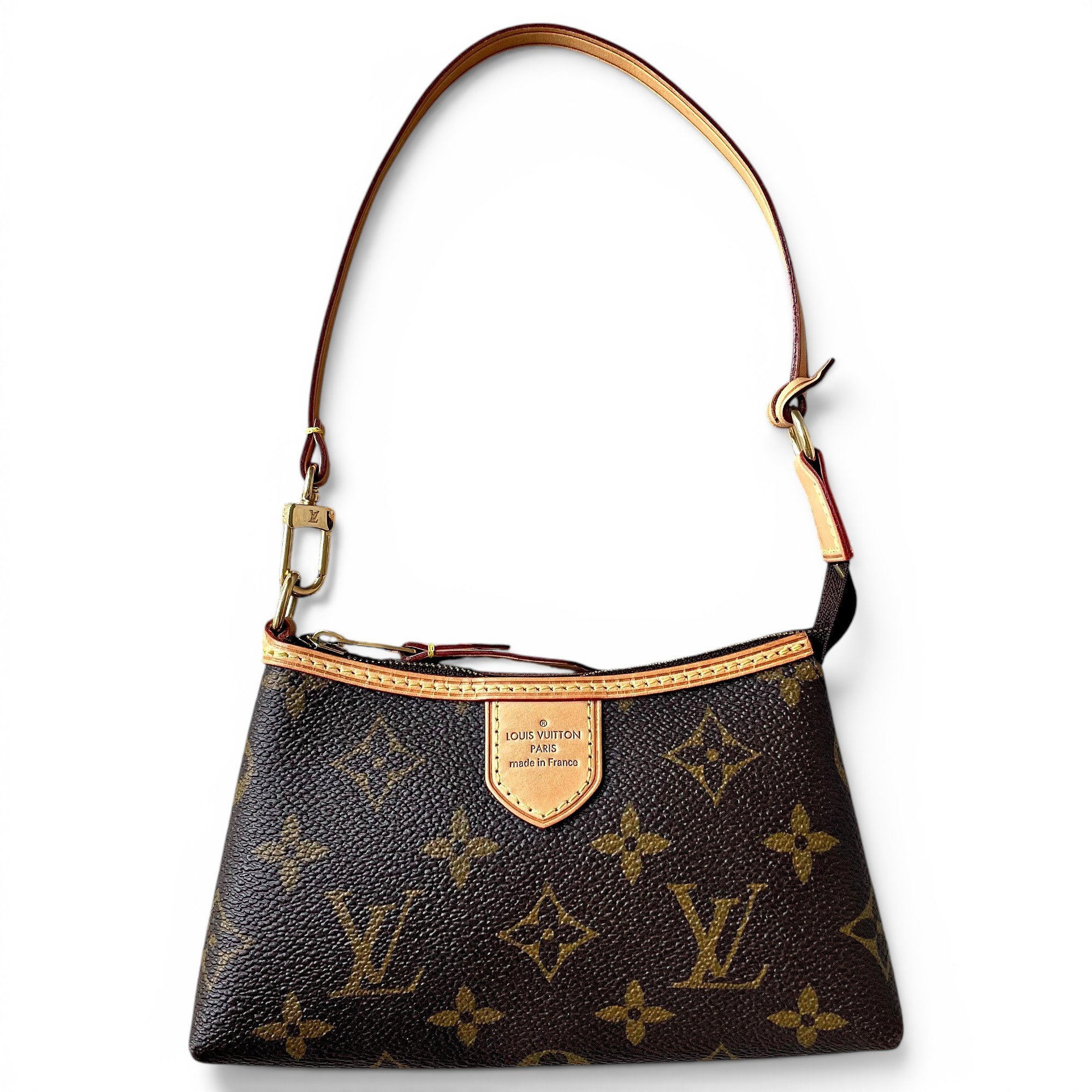 Delightful cloth handbag