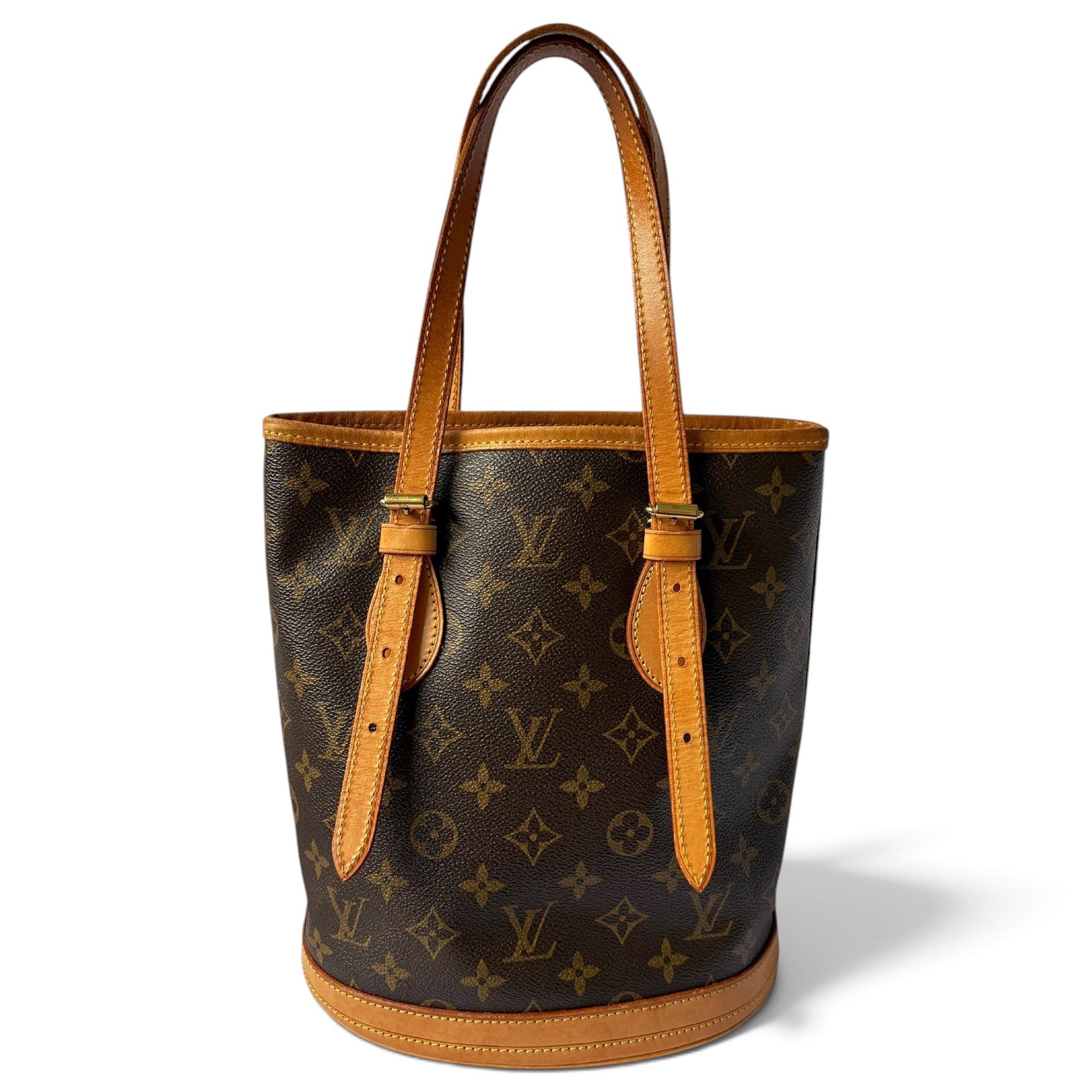Bucket leather handbag