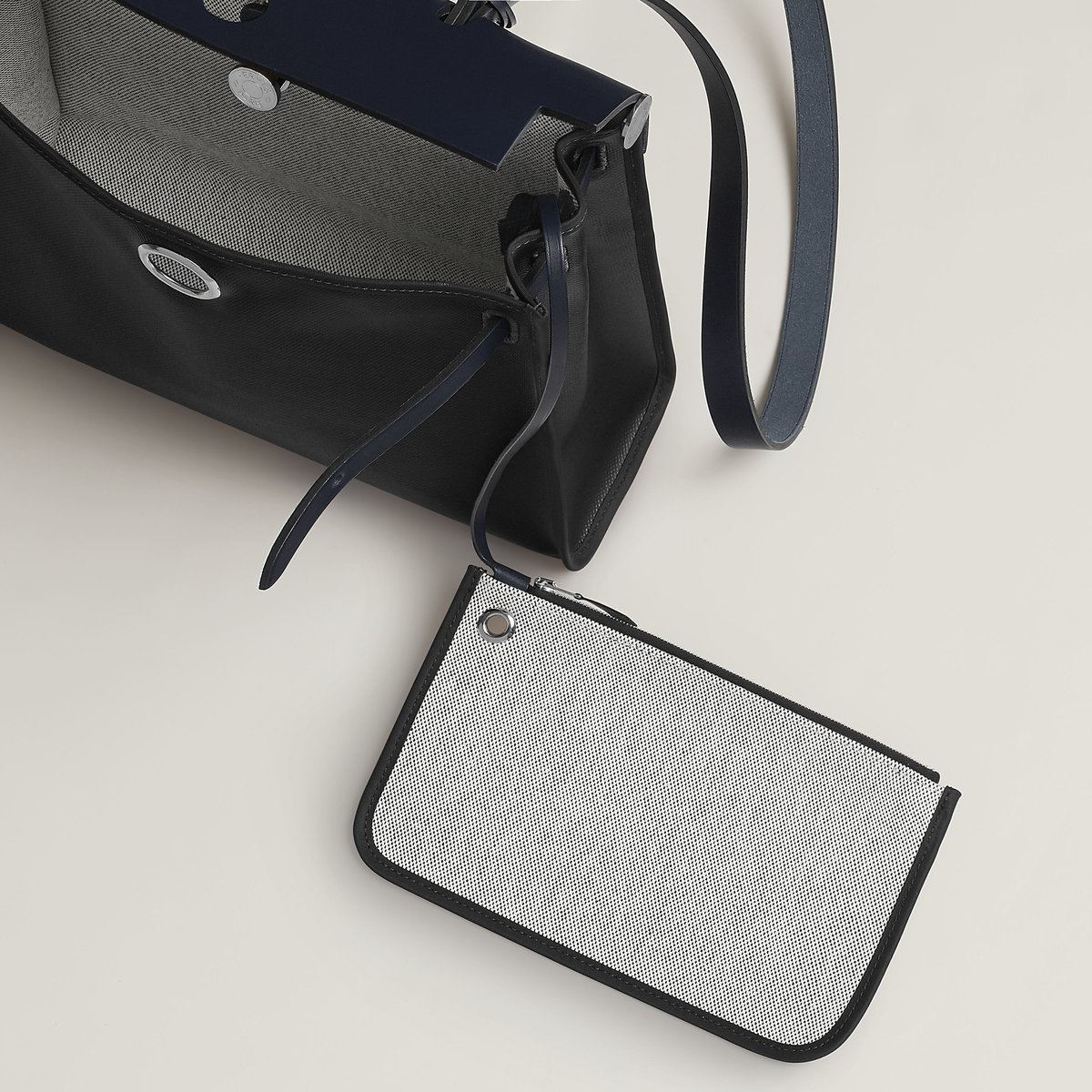 バッグ 《エールバッグ・ジップ》 31