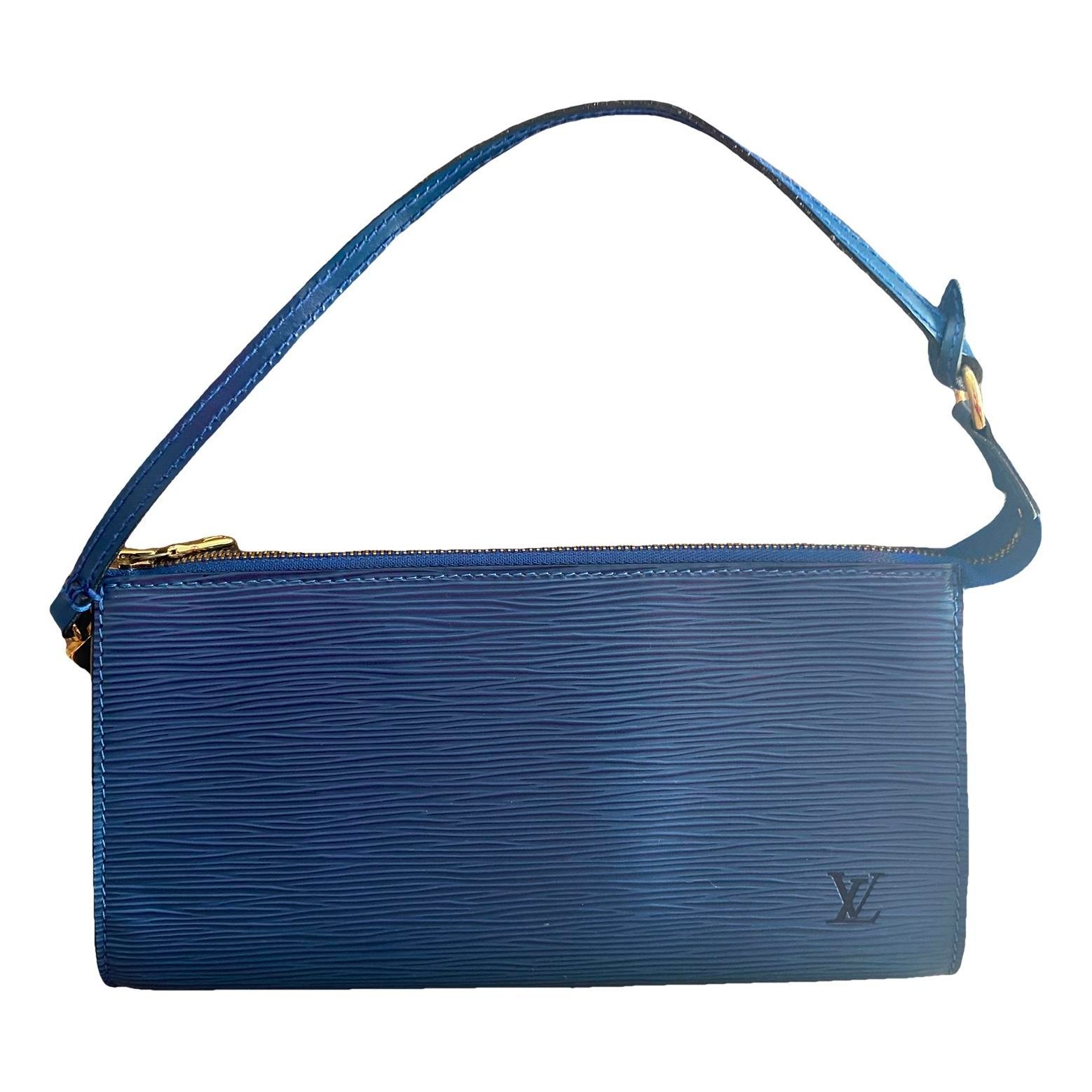 Pochette Accessoire leather bag