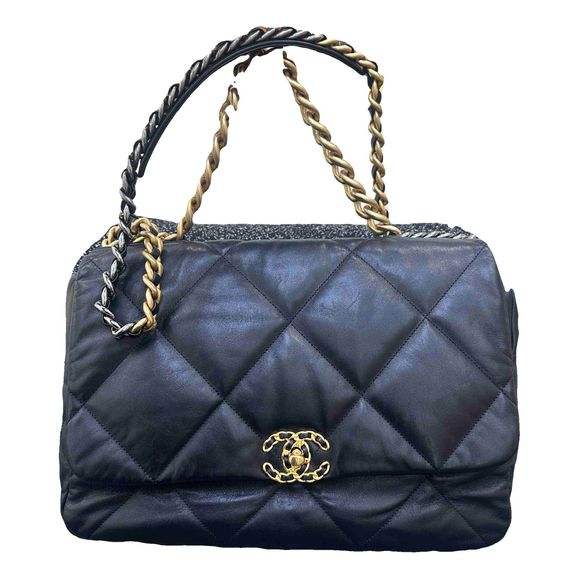 Chanel 19 leather handbag