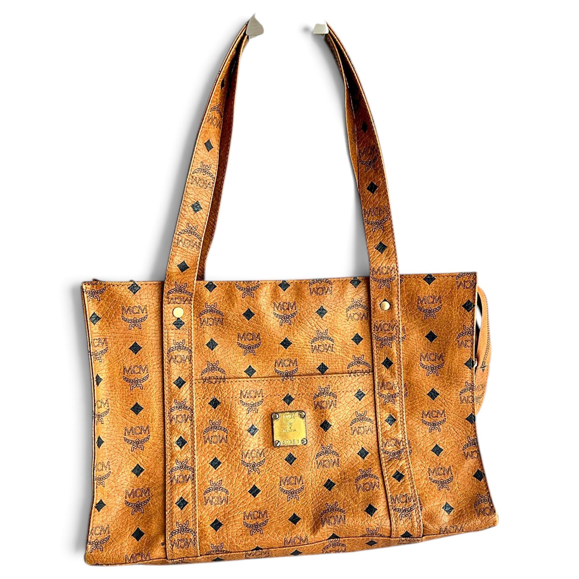 Anya leather tote