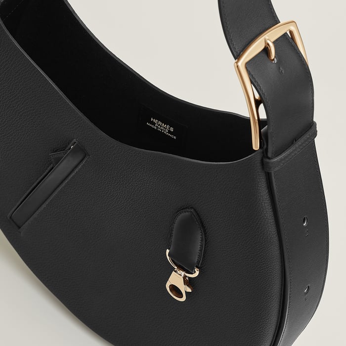 Noir Arcon Bag