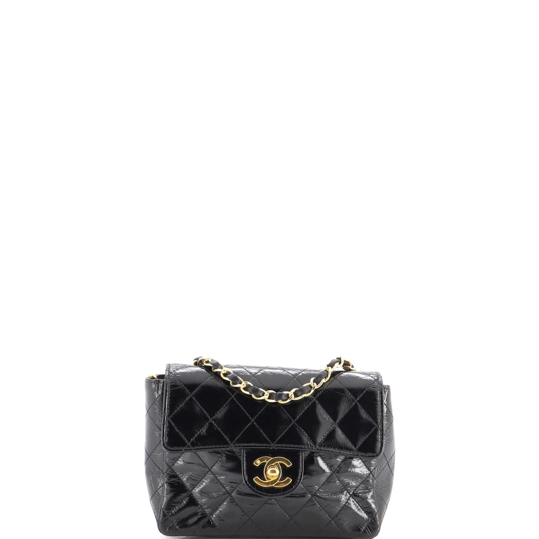 Chanel Timeless/Classique patent leather crossbody bag