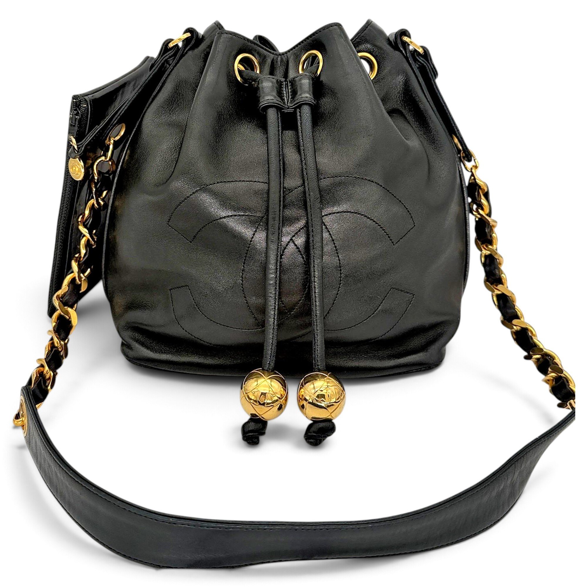 Gabrielle Bucket leather crossbody bag