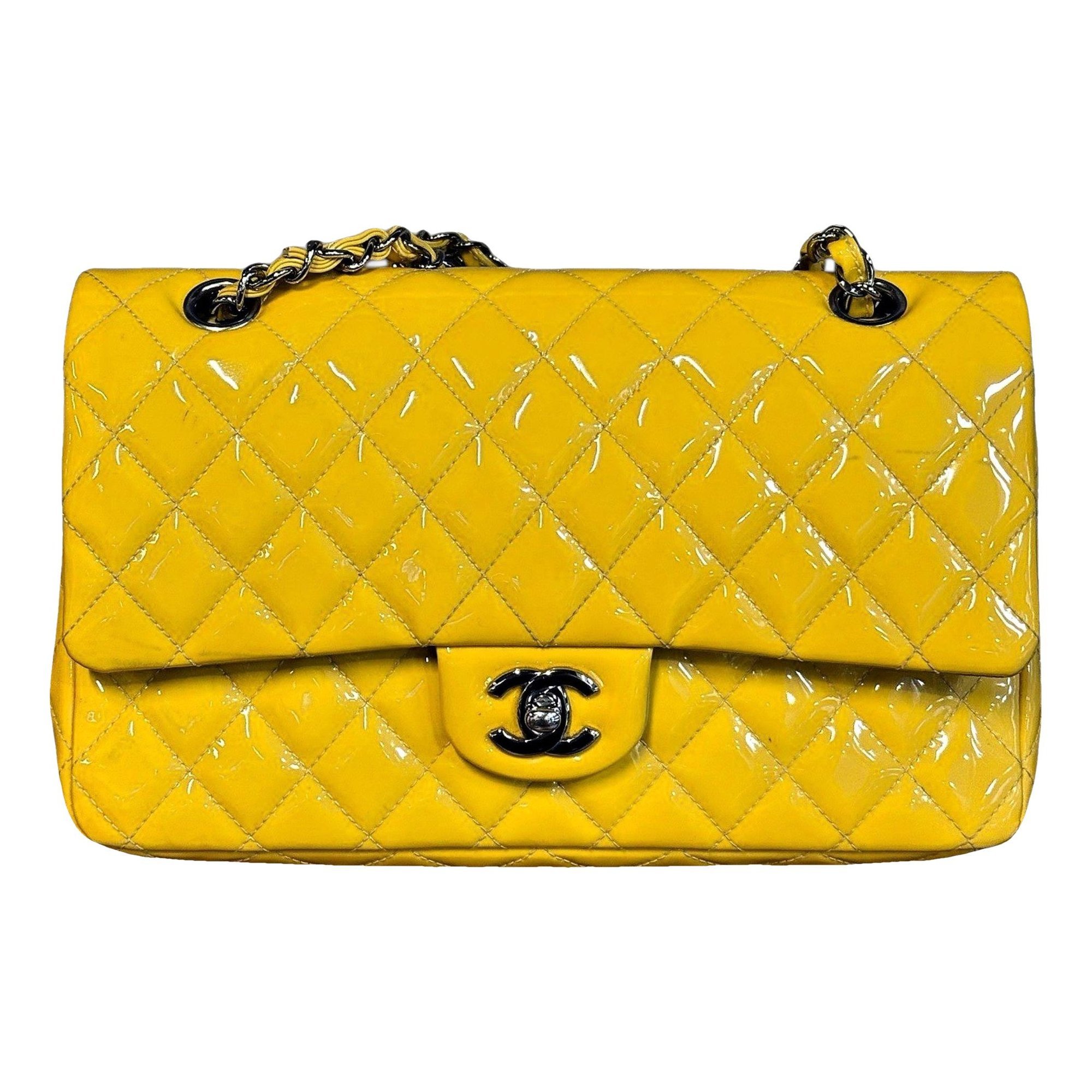 Timeless/Classique patent leather bag