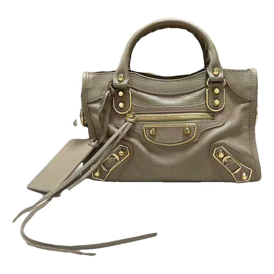 City leather handbag
