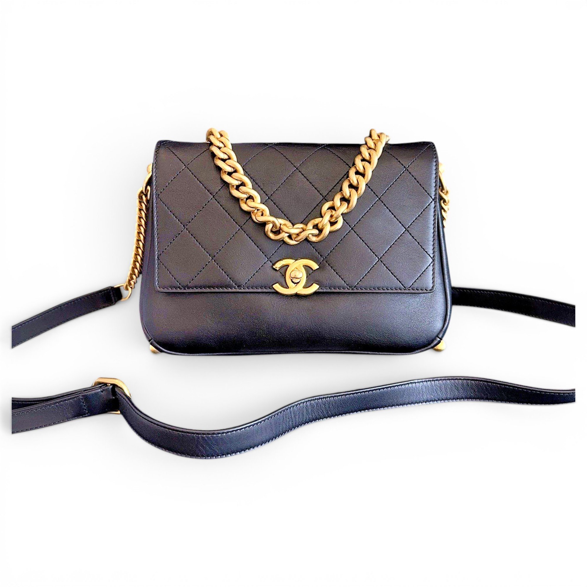 Coco Luxe leather handbag