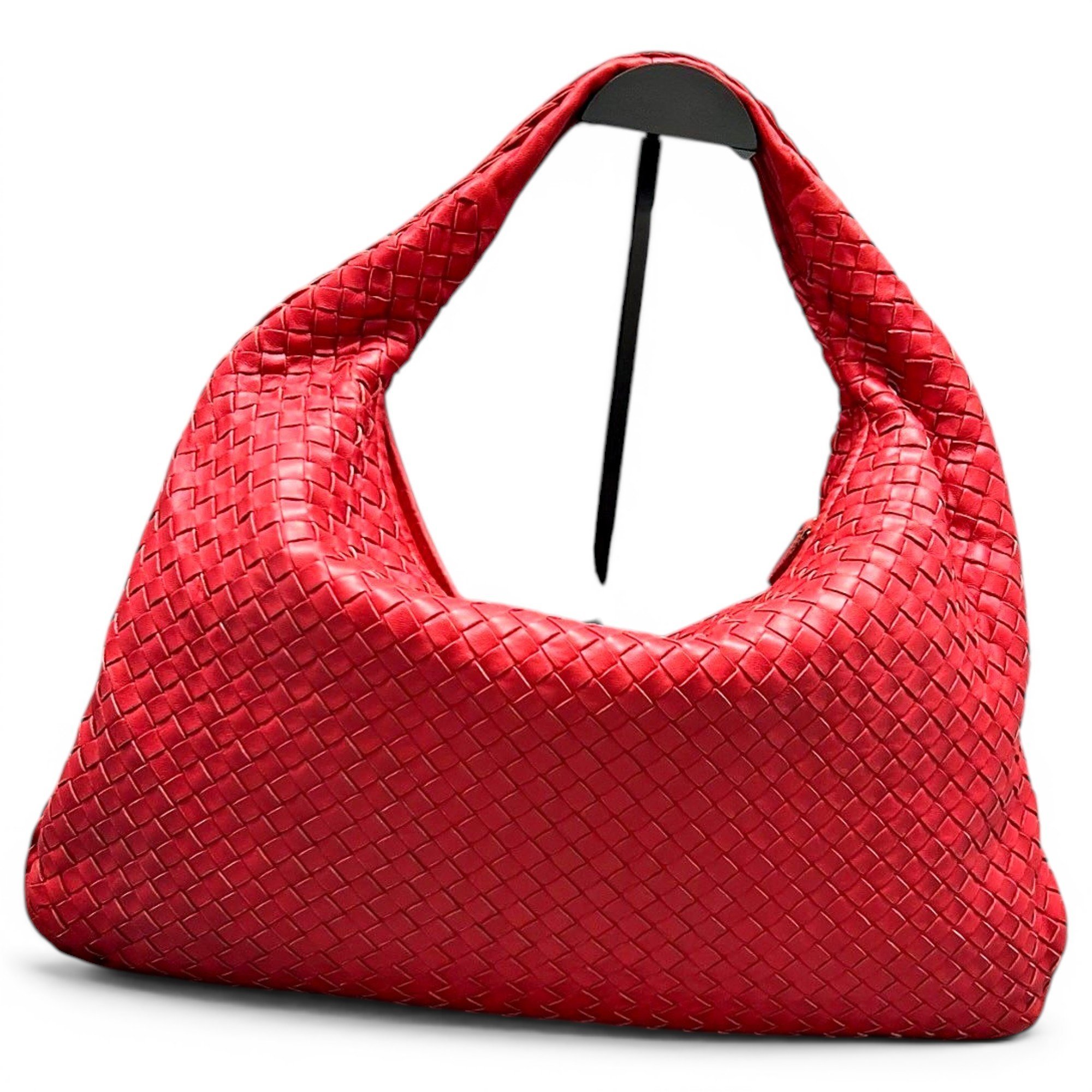 Veneta leather handbag